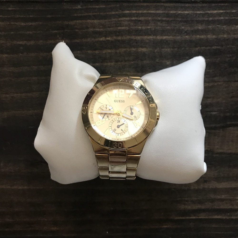 GUESS watch